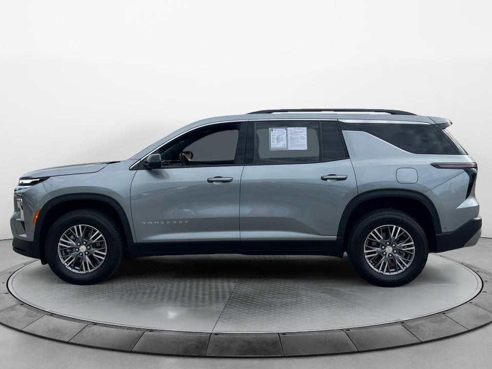2025 Chevrolet Traverse FWD LT