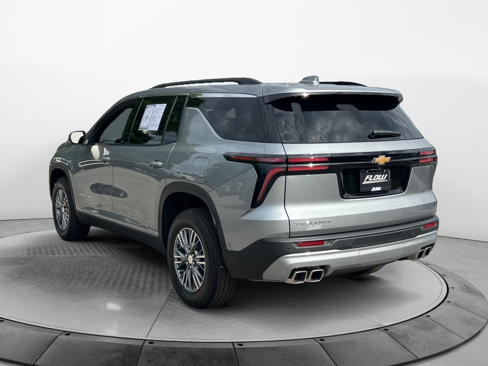 2025 Chevrolet Traverse FWD LT