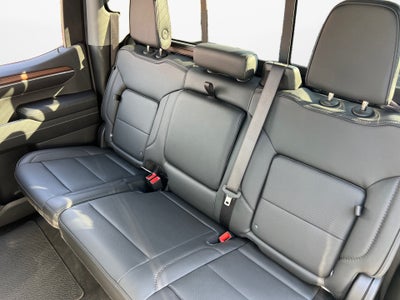 2024 GMC Sierra 1500 4WD Crew Cab Short Box Denali