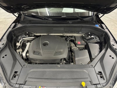 2017 Volvo XC90 T5 Momentum